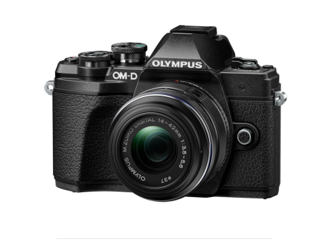 Olympus E-M10 Mark III + 14-42 mm II R